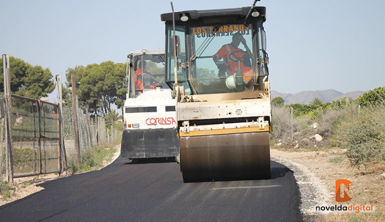 Comienzan los trabajos de asfaltado de caminos rurales
