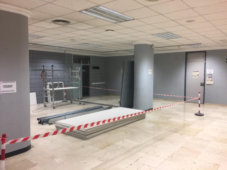 Continúa el proceso de remodelación del acceso y entrada principal al Hospital General  Universitario de Elda