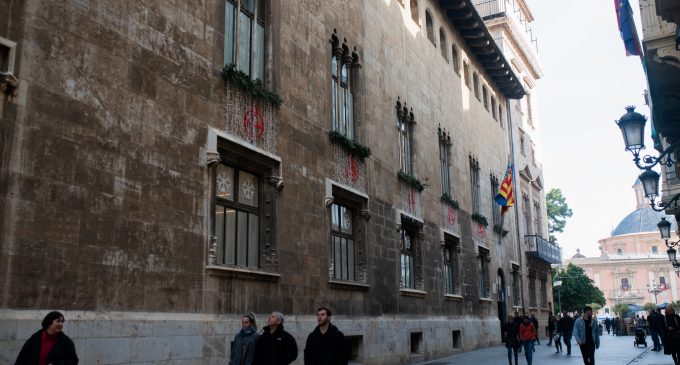 Sanidad prorroga 14 días más la limitación de reuniones y las visitas a residencias en la ciudad de Valencia