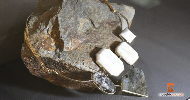 MarmolSpain presenta su primera colección de joyería en mármol diseñada por David Miralles