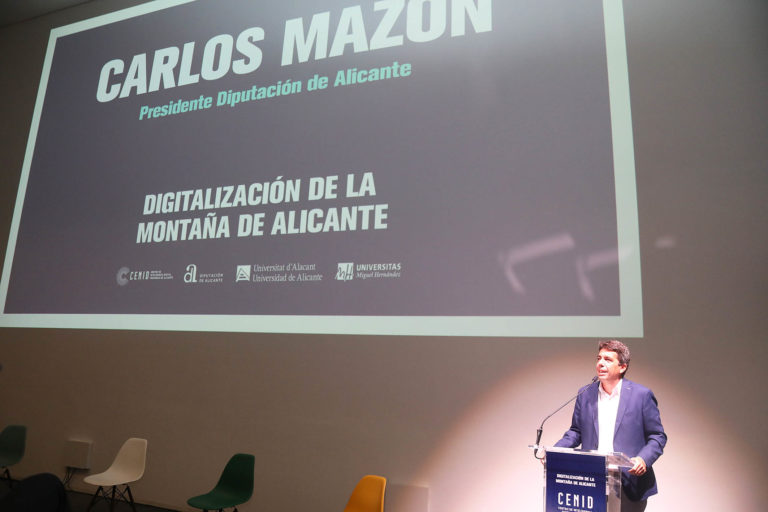 La Diputación digitaliza más de 600 kilómetros de senderos en la montaña de Alicante