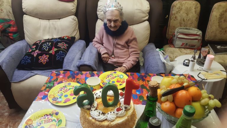 Doña Luisita cumple 106 años
