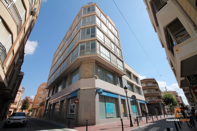 El Consell acuerda la cesión del edificio de la CAM al Ayuntamiento de Novelda