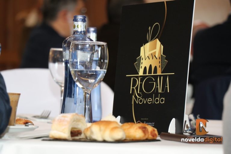 Presentación de la campaña «Regala Novelda»