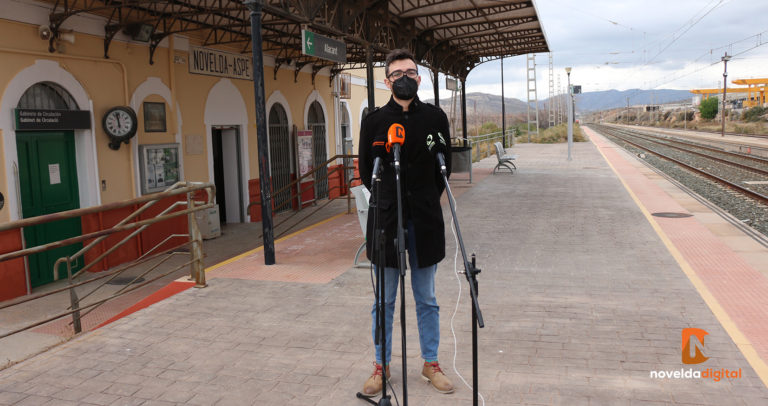 El alcalde anuncia nuevas mejoras de accesibilidad en la estación de Novelda-Aspe