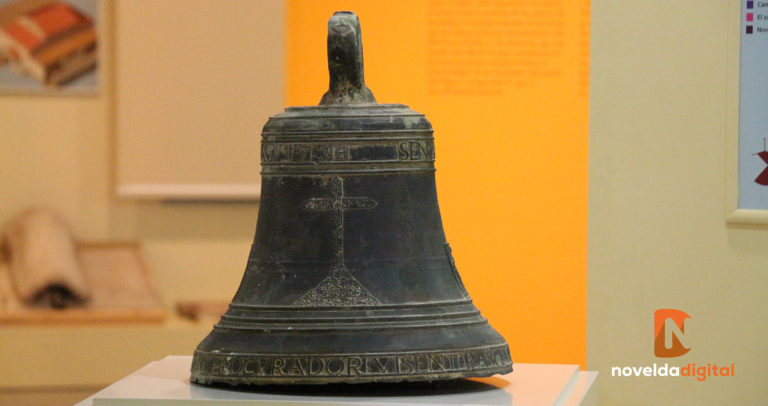El Museo Histórico-Artístico de Novelda permite visitar la campana del Santuario, datada de 1724