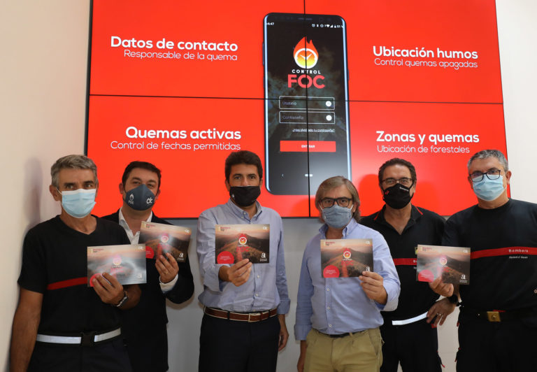 Los bomberos de la Diputación, pioneros en el uso de una app para controlar y monitorizar quemas agrícolas