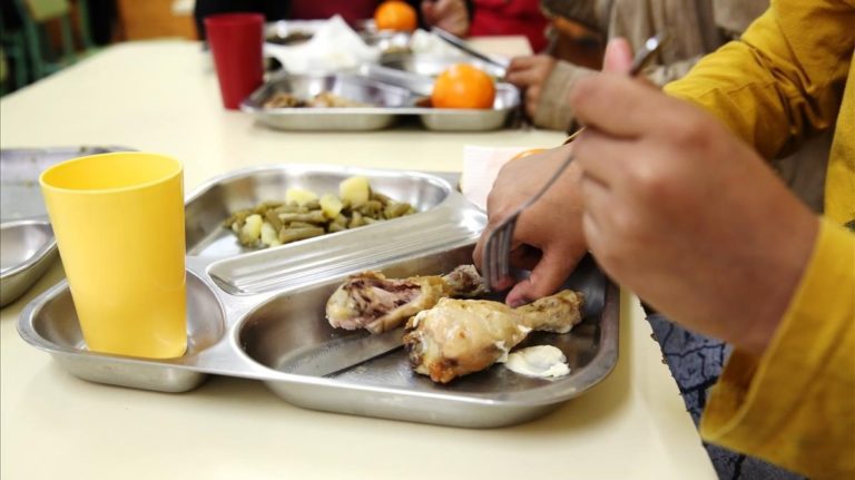 Nueve de cada 10 comedores escolares ya sirve menús especiales por motivos de salud y razones culturales o religiosas