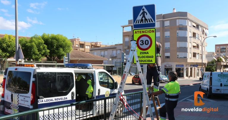 Nueva señal de limitación de velocidad en la avenida Alfonso El Sabio
