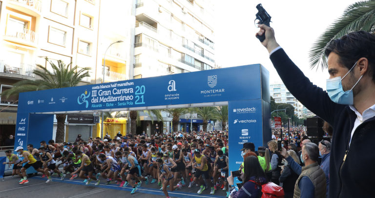 La ‘III Gran Carrera del Mediterráneo’ reúne a 2.500 corredores de todo el mundo