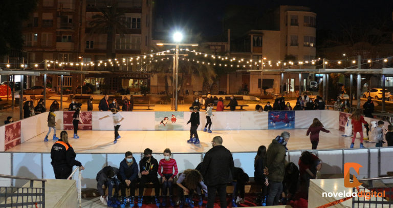 Abierta la pista de patinaje en Novelda