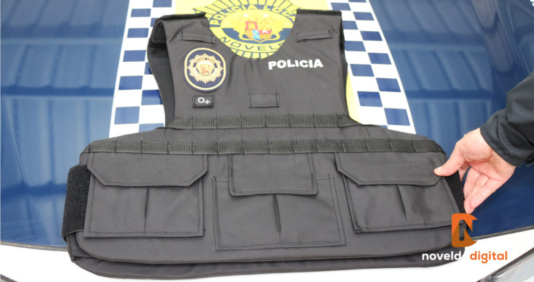 Seguridad Ciudadana proporciona chalecos antibalas a toda la plantilla de la Policía Local