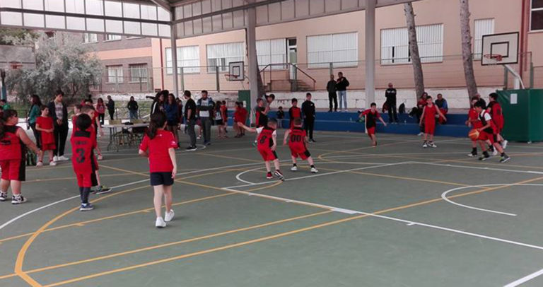 El Ayuntamiento proyecta mejoras para las canchas de baloncesto de La Magdalena