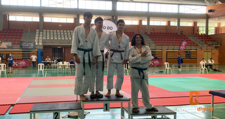 Los judocas del Judo Club Novelda compiten en la Copa Federación en Xàbia