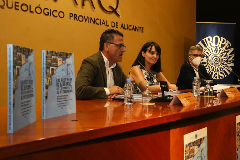 La Diputación publica la trayectoria histórica en materia de conservación de los castillos de la provincia