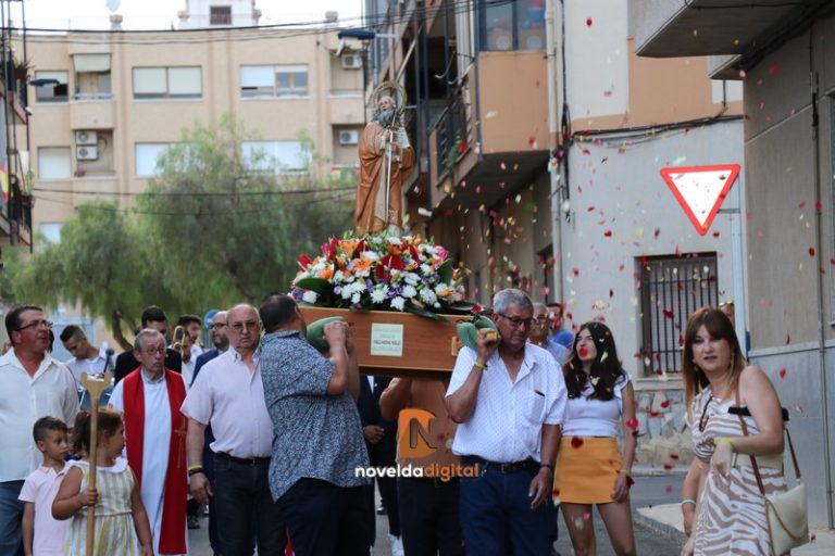 La Vereda despide sus fiestas con una procesión en honor a San Pablo
