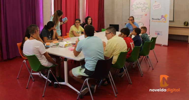 Novelda Accesible y la Pandilla Simón llevan a cabo talleres de ocio inclusivos