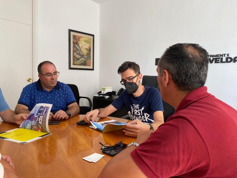 El equipo de gobierno estudia con la organización la posibilidad de que Novelda acoja la salida de una de las etapas de la Vuelta Ciclista a la Comunitat Valenciana