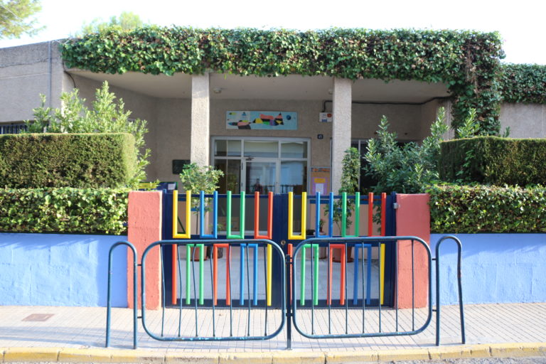 Las escuelas infantiles concertadas de Novelda critican la creación urgente de una nueva aula mixta de 1 a 2 años en la Escuela Infantil Municipal Ramona Simón