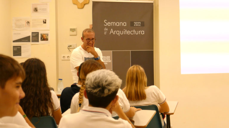 El Colegio Padre Dehon acoge el encuentro ‘Hablemos más’  de la Semana de la Arquitectura 2022
