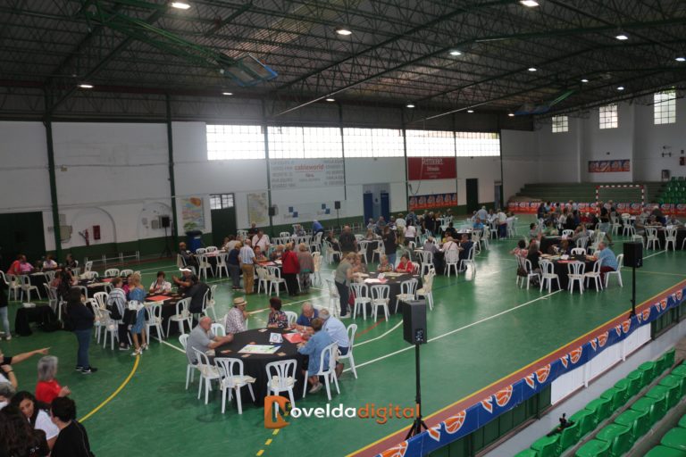 El Pabellón Municipal de Novelda acoge el encuentro del programa Nada Trivial