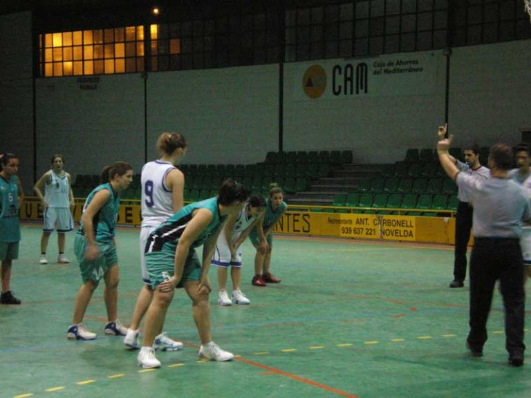 Baloncesto: Hasta ocho partidos en los anexos al pabellón polideportivo municipal