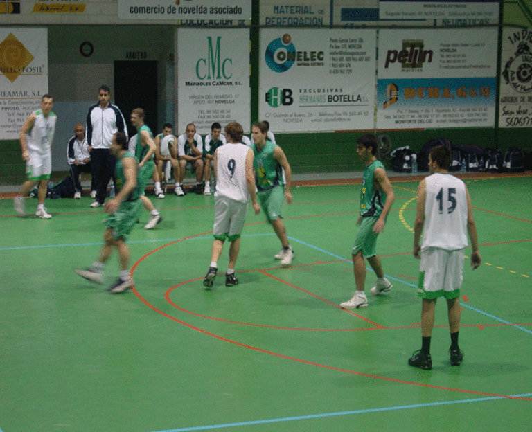 Baloncesto: Final intensa con derrota para el Bateig Piedra Natural