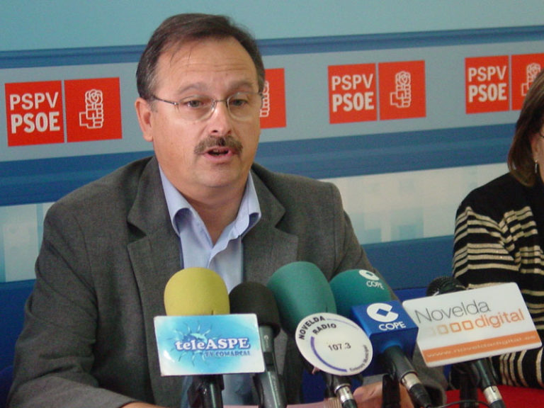 Continúan las negociaciones entre PSOE y “Compromís per Novelda”