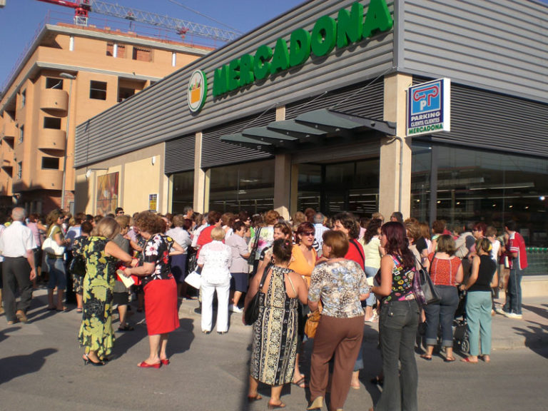 Mercadona inaugura un nuevo supermercado en Novelda