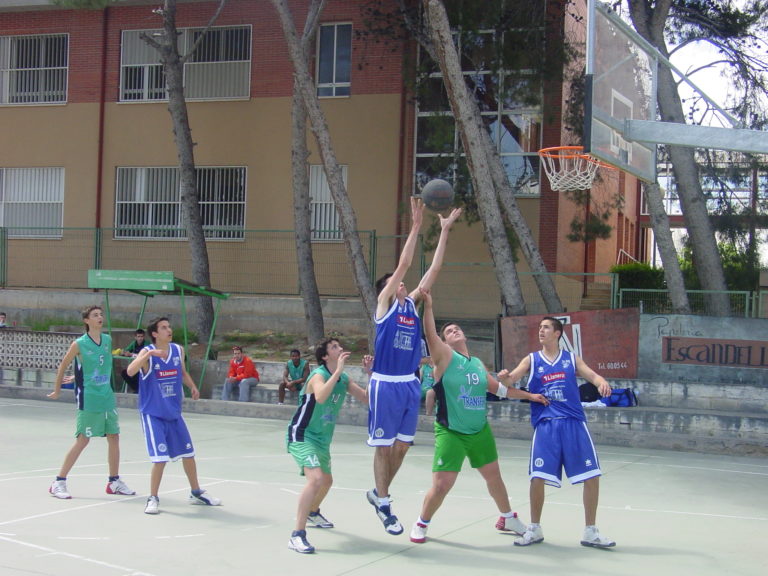 Baloncesto: Practica deporte con el C.B. Jorge Juan