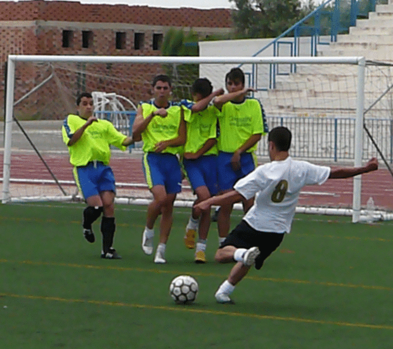 Fútbol: Última semana de competición en el Campeonato de fútbol 7 de la comparsa Omeyas