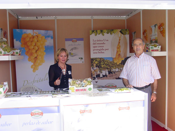 La Uva de Mesa del Vinalopó participa en la Feria del Campo en Villena