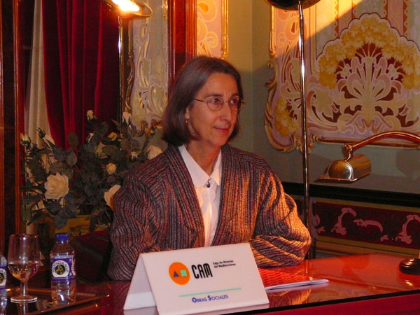Mª Isabel del Val centra su ponencia en el intercambio comercial en la Edad Media