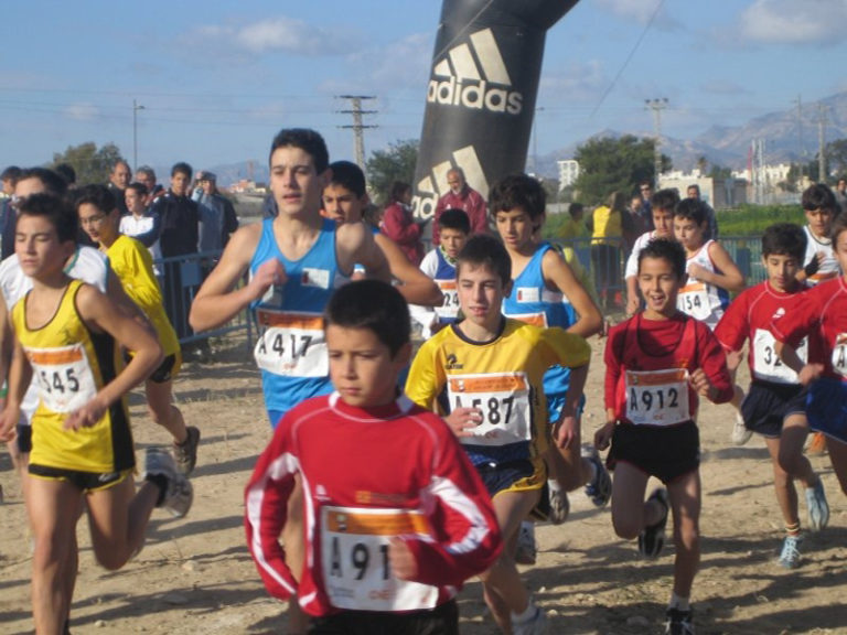 Atletismo: El Revestimientos Mediterráneo participó en el Cross Nacional de Yecla el último fin de semana