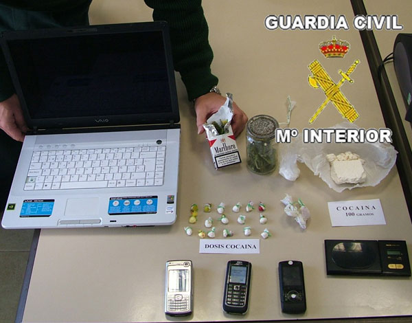 La Guardia Civil desmantela un grupo organizado delictivo dedicado a la venta de droga en la zona de Novelda