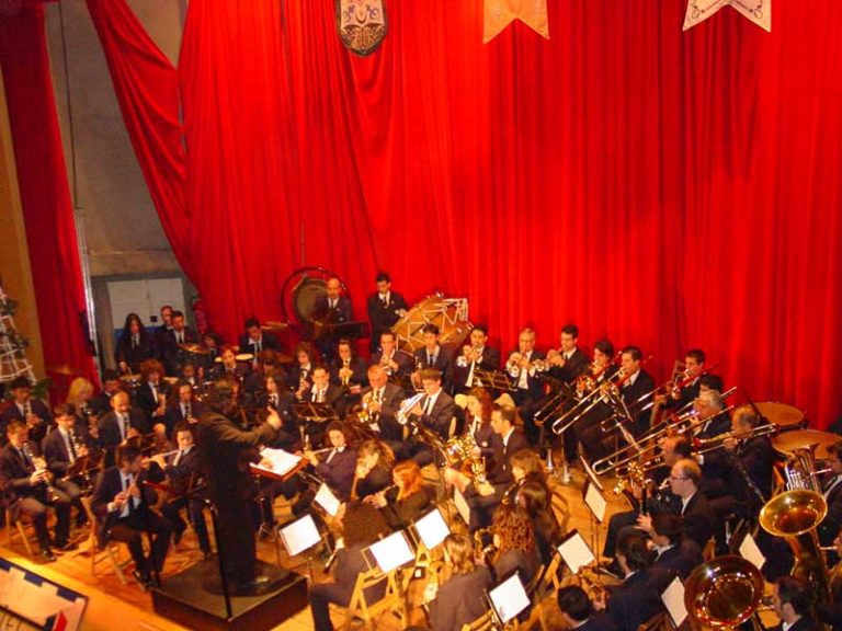 La Unión Musical La Artística ofrece el Concierto de Semana Santa en el Centro Cívico