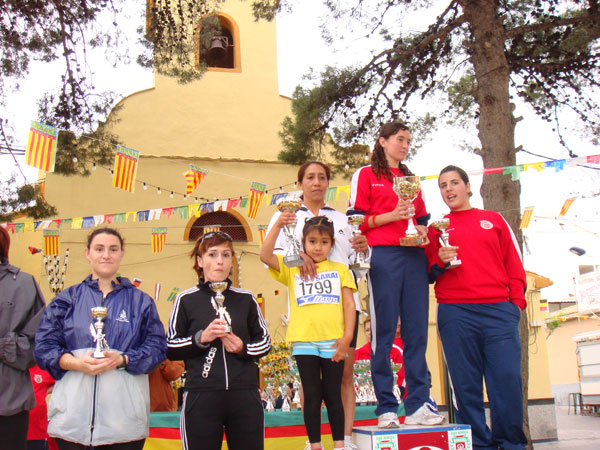 Atletismo: Melody Prieto, ganadora absoluta femenina y su compañero Sergio López tercero absoluto masculino en el Cross Popular de La Estación