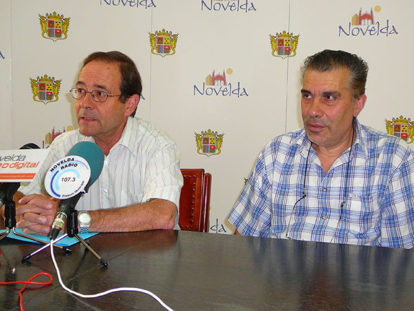El Ayuntamiento y la Asociación de Belenistas de Novelda firman un convenio de colaboración