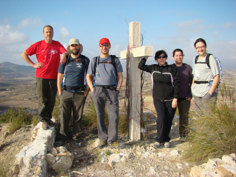 Excursión  de uno de los grupos de senderismo del Club Novelder de Muntanyisme a la Creueta de Agost y la Murta