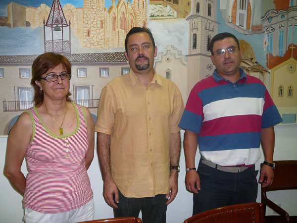 Participación Ciudadana subvenciona con 1.000 euros a las asociaciones de vecinos de La Estación y “Cementeri Vell” en La Cruz