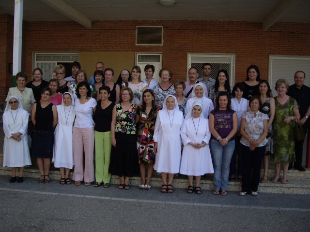 El colegio Cluny de Novelda recibe el reconocimiento a la labor educativa