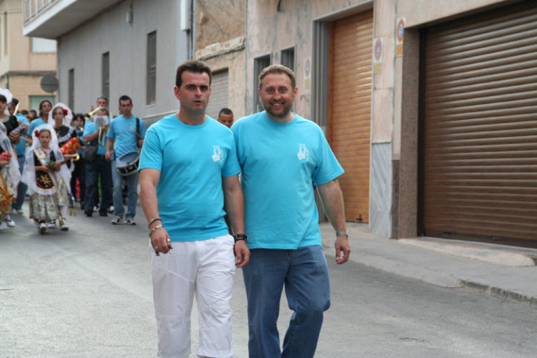 BARRIO MARÍA AUXILIADORA;OFRENDA AL ASILO