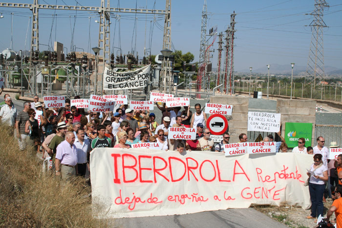 Novelda se manifiesta en contra de Iberdrola