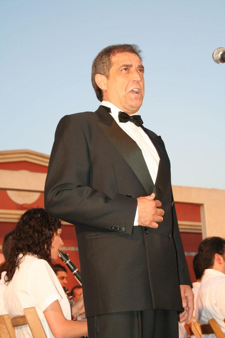 Entrevista al pregonero 2009, José Luis Moreno, tenor de profesión