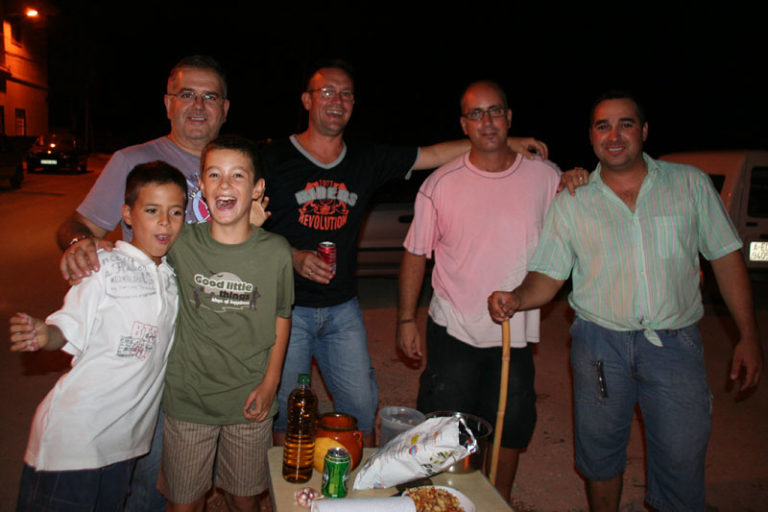 Cena y Verbena fín de verano en el barrio La Estación