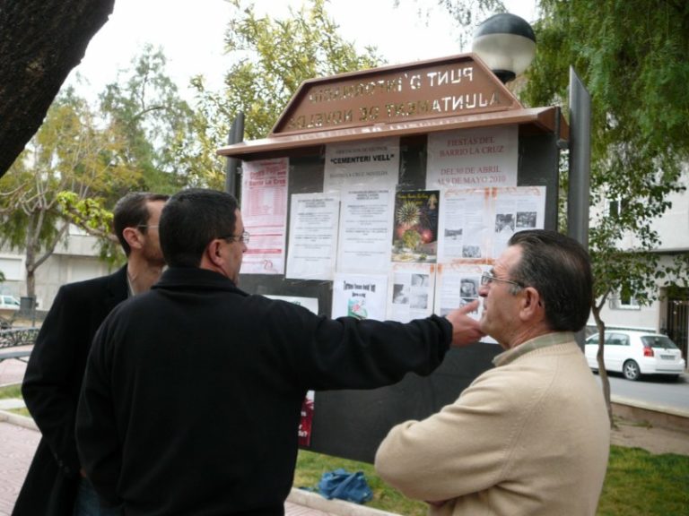 El Ayuntamiento instala puntos de información en parques de la ciudad
