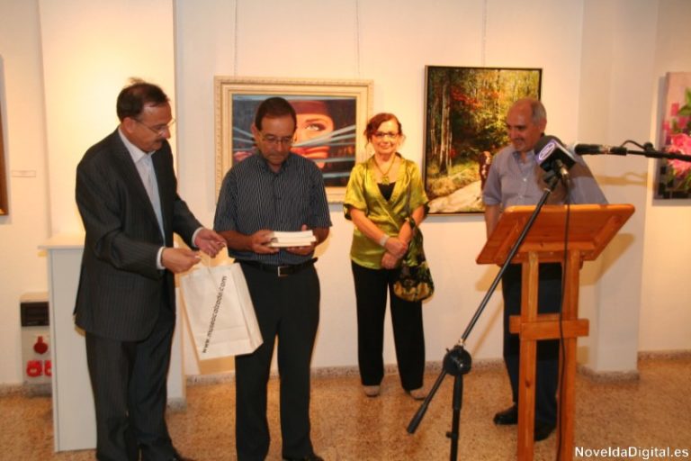 Exposición de Pintura y Cerámica en Novelda