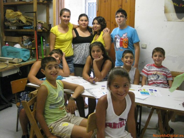 La asociación Gitana “I Lacho-Drom” imparte cursos para los jóvenes