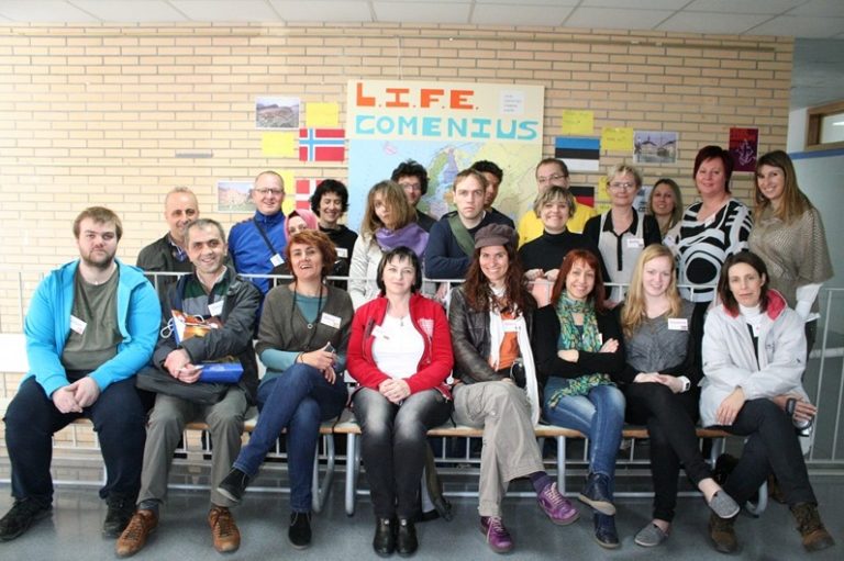 El IES Vinalopó recibe esta mañana a alumnos de toda Europa en sus instalaciones bajo el programa Comenius