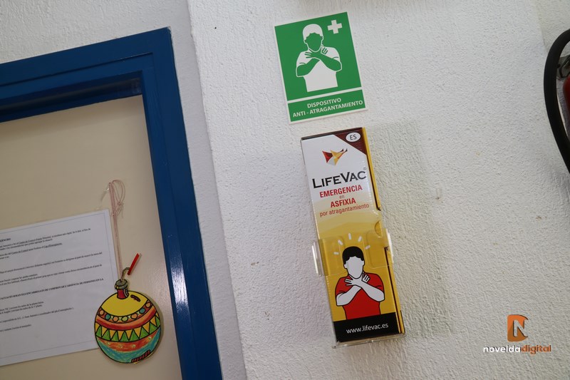 Sanidad instala dispositivos antiatragantamiento en seis centros educativos  – Ayuntamiento de Novelda